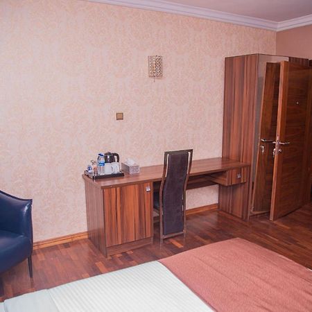 Mahogany Hotel And Suites Ibadan Exterior photo